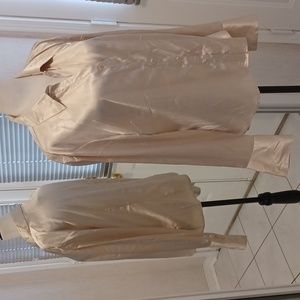 4/$80 Cream Coloured Silky Blouse - Size Large
